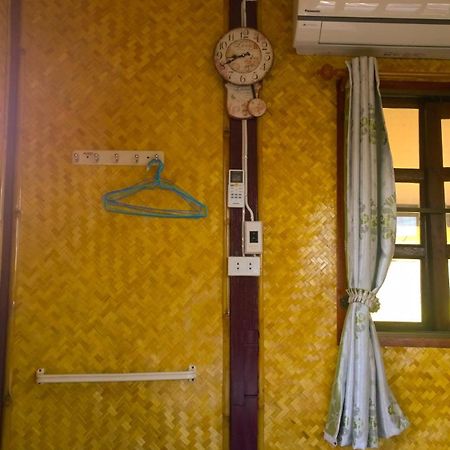 Cast Away Apartment Nonthaburi Exterior foto