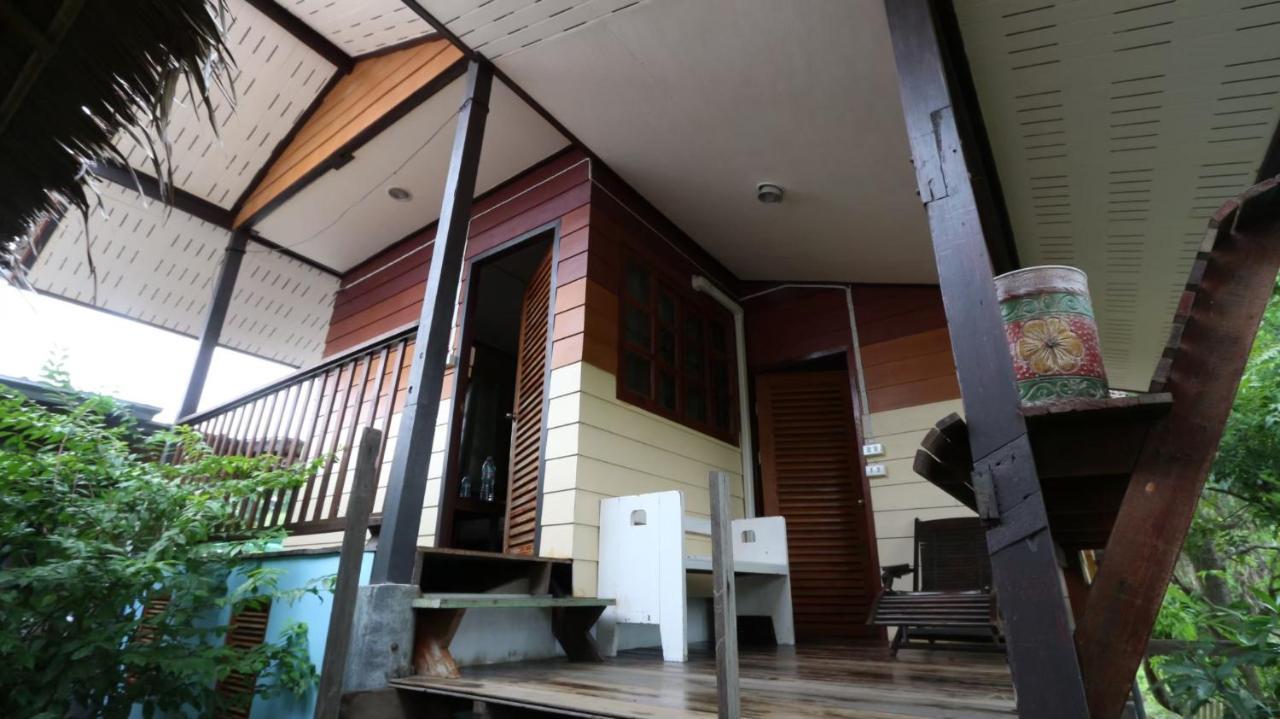 Cast Away Apartment Nonthaburi Exterior foto