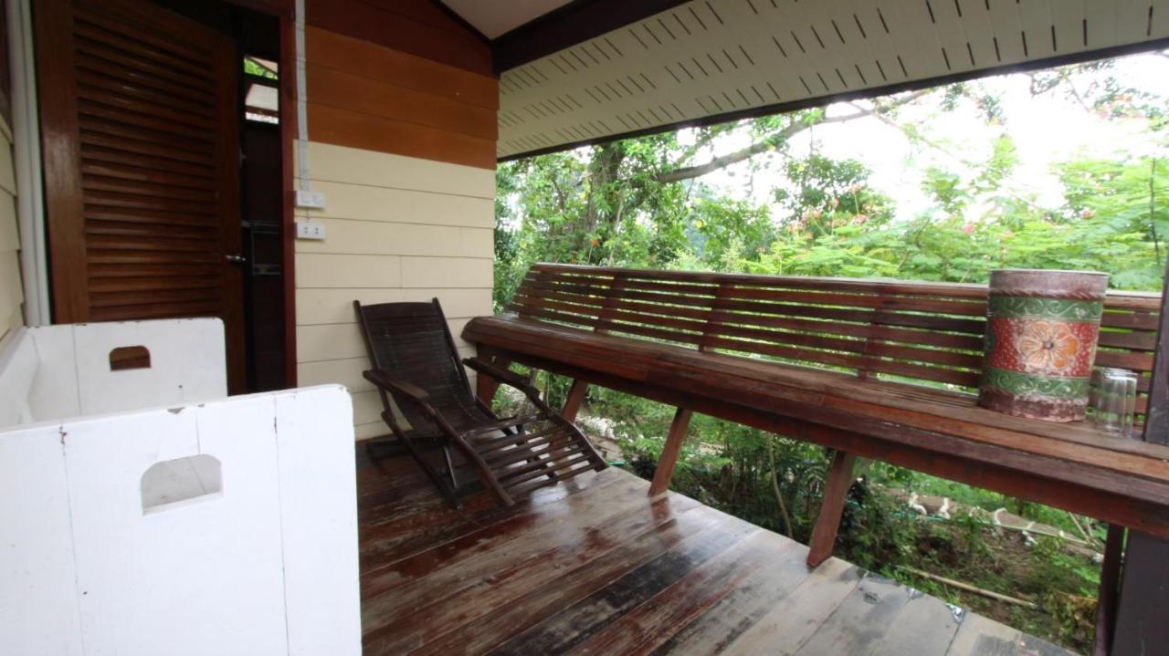 Cast Away Apartment Nonthaburi Exterior foto